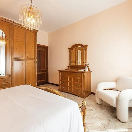 Bellavista - View - Near The * Cremia