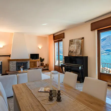 Appartement Bellavista - View - Near The Cremia